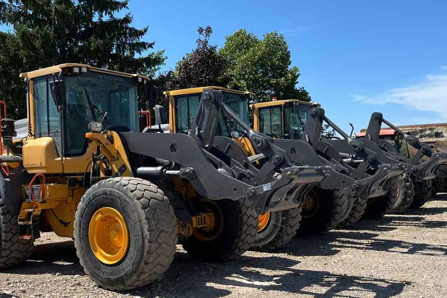 Sandblasting of construction equipment for various London contractors